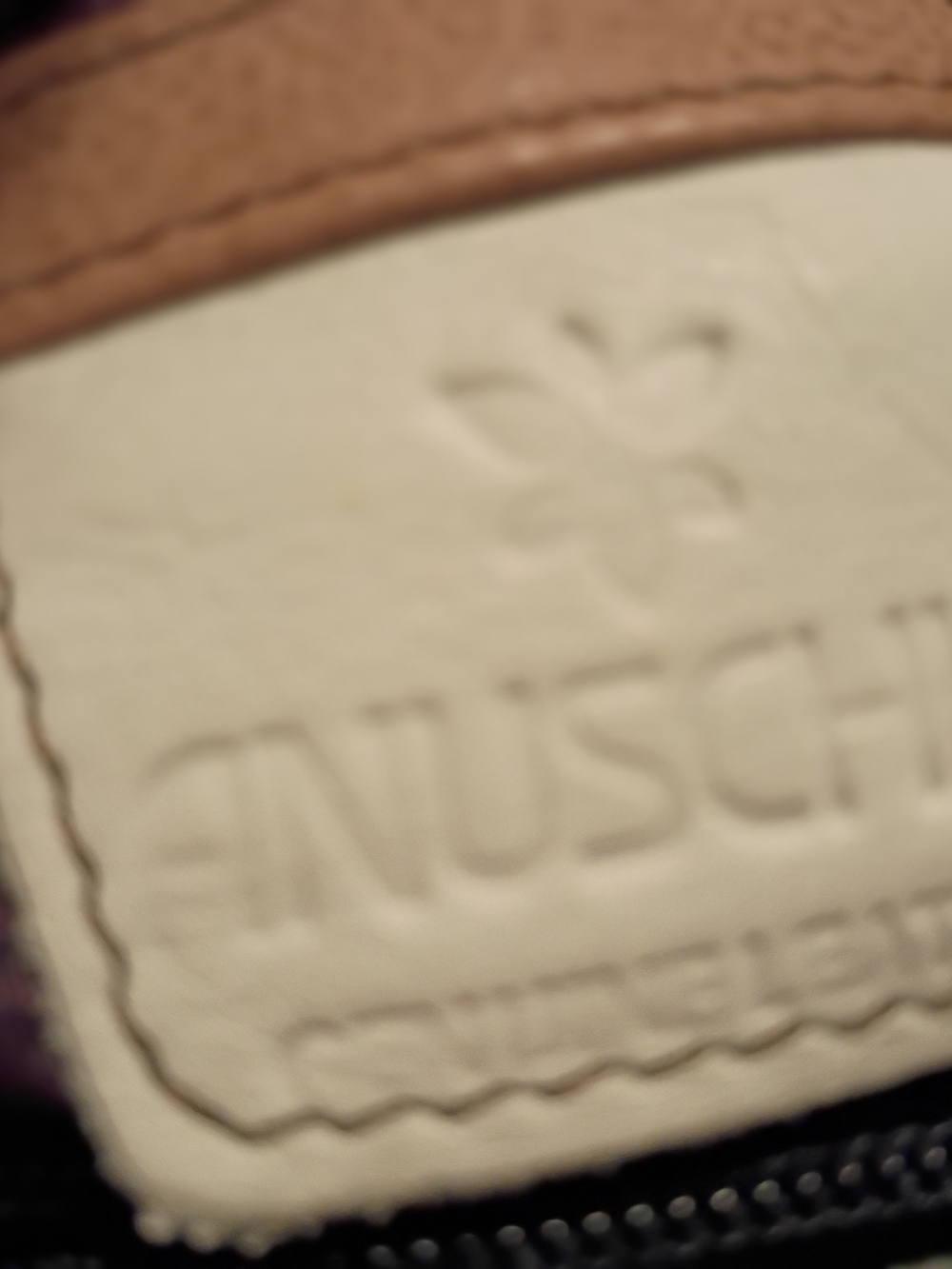 Anuschka Black Gradient 'Las Vegas 777' Crossbody Bag - Picture 9 of 10